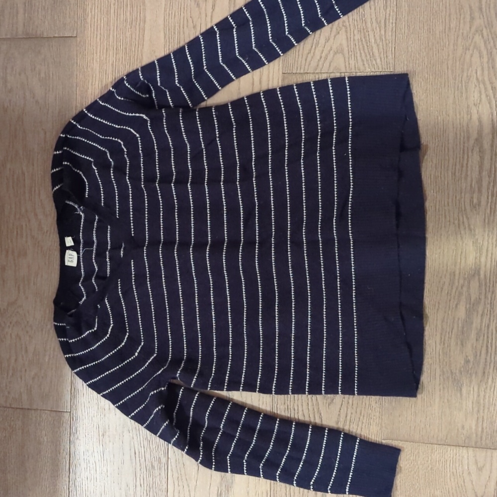 GAP size S Merino blend sweater